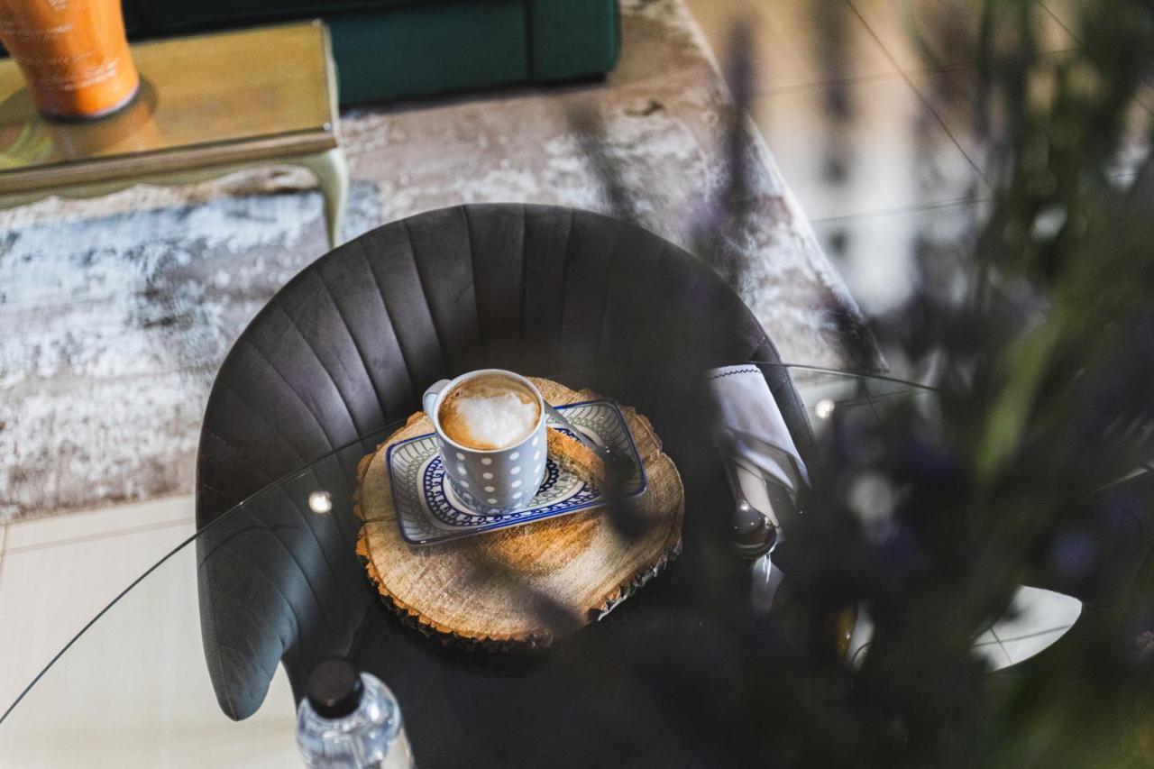 Fleur De Lis Guesthouse Krugersdorp Ngoại thất bức ảnh